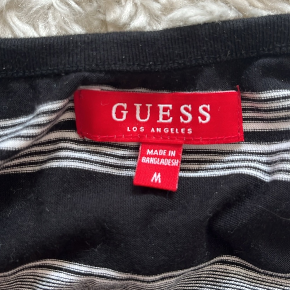 Guess Tank - Picture 4 of 6